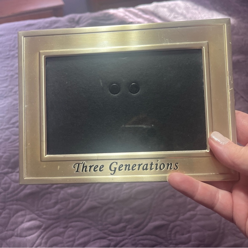 Lawrence Frames Brushed Metal 4x6 Three Generations Picture Frame 508064